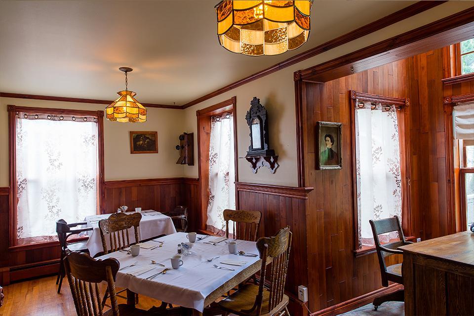 Auberge Mr James Riviere-du-Loup Ngoại thất bức ảnh